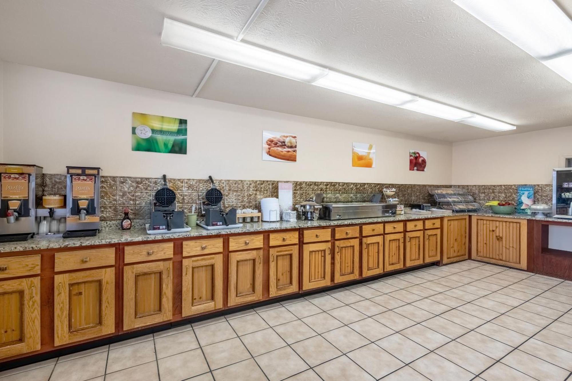 Quality Inn & Suites At Dollywood Lane Pigeon Forge Exteriör bild