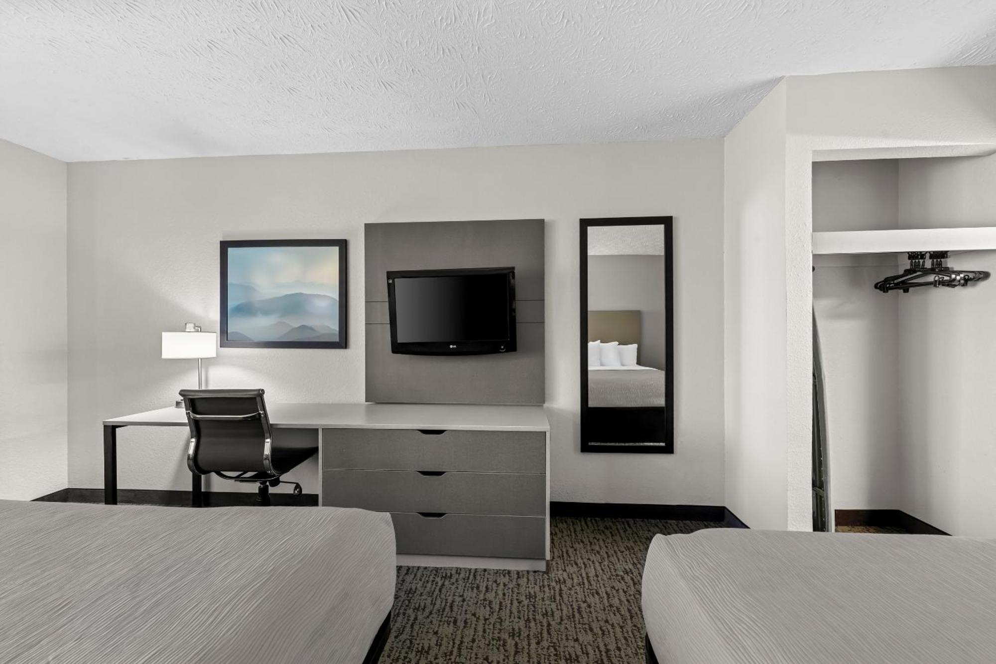 Quality Inn & Suites At Dollywood Lane Pigeon Forge Exteriör bild