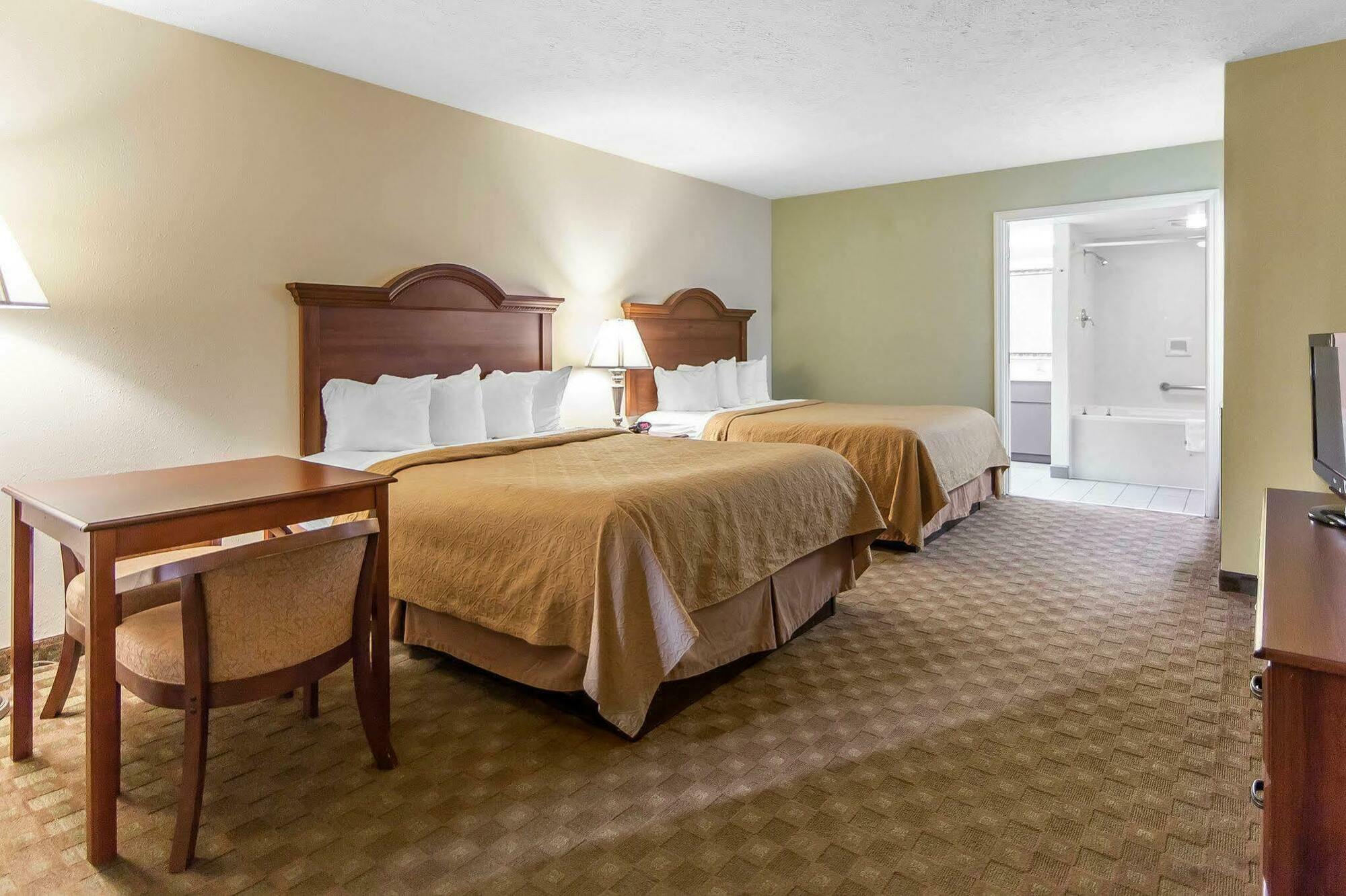 Quality Inn & Suites At Dollywood Lane Pigeon Forge Exteriör bild